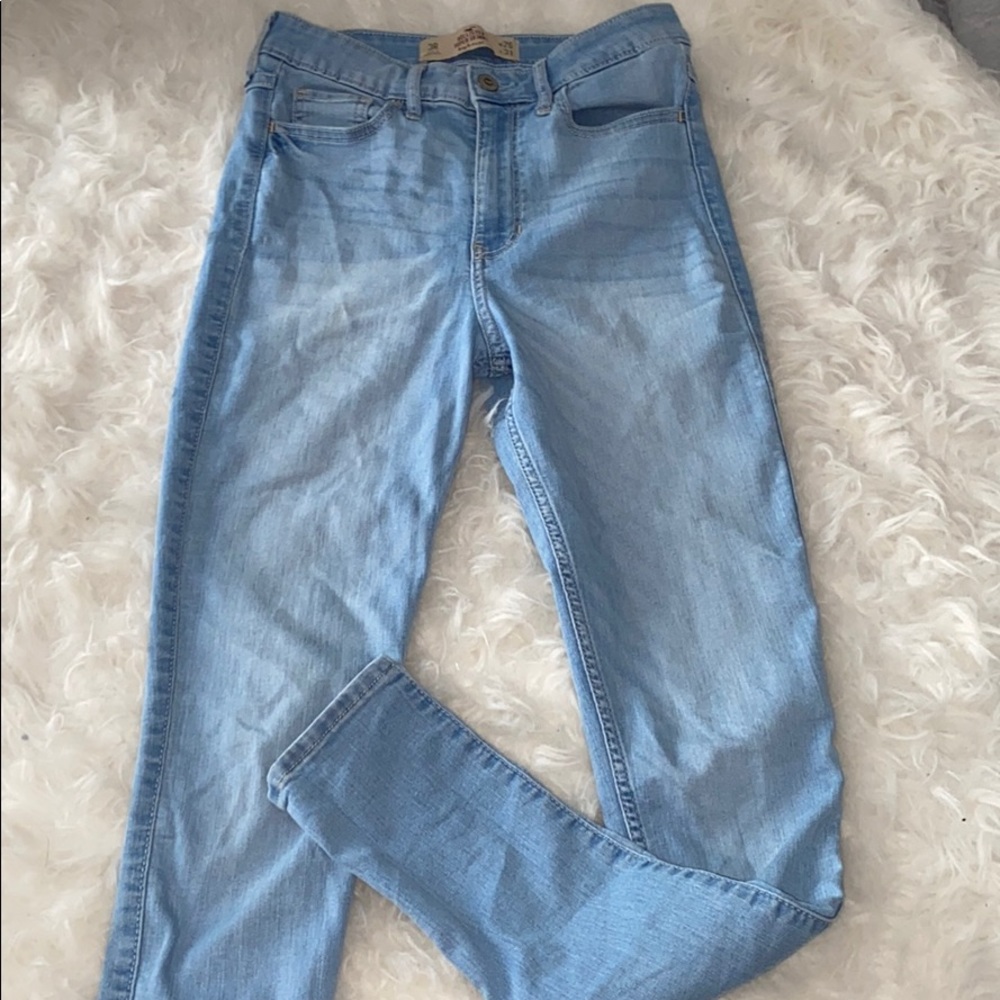 hollister jeans